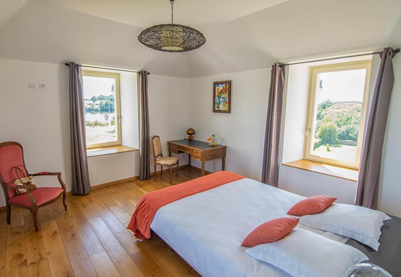 Domaine De Kerbillec Bed & Breakfast Theix ภายนอก รูปภาพ